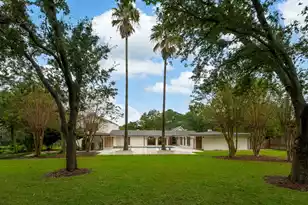 924 White Point Blvd, Charleston, SC 29412 - Photo 2