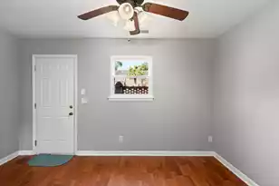 712 Harbor Ln, Mount Pleasant, SC 29464 - Photo 10