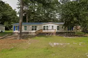 114 Dublin St, Walterboro, SC 29488 - Photo 1