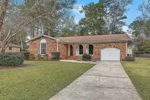 109 Niblick Rd, Summerville, SC 29483 - Photo 1