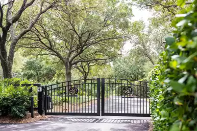 1551 Ben Sawyer Boulevard #5-J, Mount Pleasant, SC 29464 - Photo 8