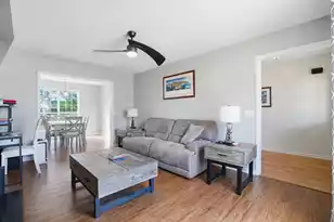 207 Hastings Dr, Goose Creek, SC 29445 - Photo 4