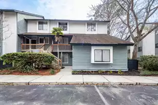 1141 Shadow Lake Cir, Mount Pleasant, SC 29464 - Photo 2