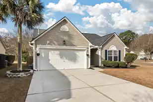 1505 Wellesley Cir, Mount Pleasant, SC 29466 - Photo 2