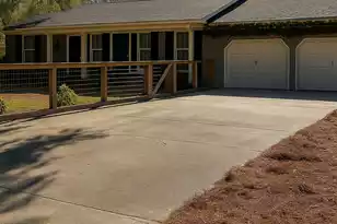 204 Chucker Dr, Summerville, SC 29485 - Photo 2