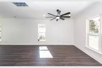 405 Simmons Avenue, Summerville, SC 29483 - Photo 6