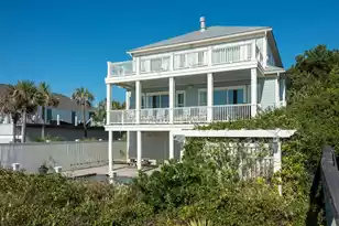 811 Ashley Ave W, Folly Beach, SC 29439 - Photo 42