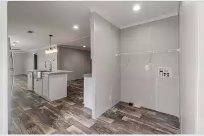 1049 Imperial Drive, Saint Stephen, SC 29479 - Photo 8