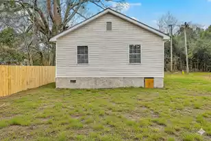 825 1st St, Orangeburg, SC 29115 - Photo 24