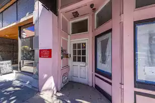 350 King St, Charleston, SC 29401 - Photo 2