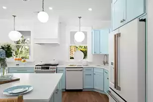 2218 Myrtle Ave, Sullivans Island, SC 29482 - Photo 6