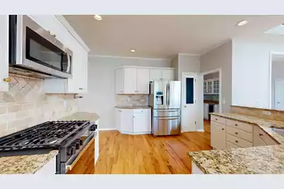 319 Oak Point Landing Drive, Mount Pleasant, SC 29464 - Photo 4