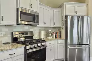 222 Village Stone Cir, Summerville, SC 29486 - Photo 10