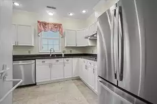 2470 Shadowcreek Ct, North Charleston, SC 29406 - Photo 8