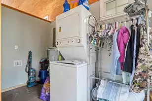 939 Black Oak Rd, Bonneau, SC 29431 - Photo 24