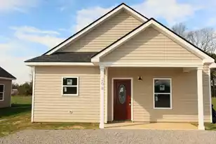 208 Avocada Dr, Santee, SC 29142 - Photo 2