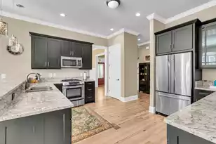 1052 Bradbury Ln, Charleston, SC 29492 - Photo 6