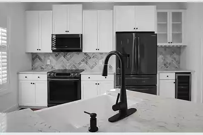 260 Seven Farms Drive #203, Charleston, SC 29492 - Photo 10