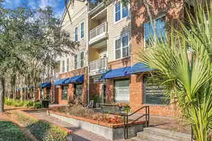 260 Seven Farms Drive, Charleston, SC 29492 - Photo 2