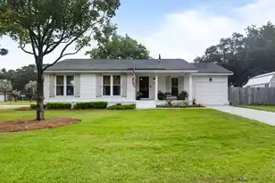 1107 Port Harbor Ct, Mount Pleasant, SC 29464 - Photo 2