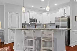 2068 Promenade Ct, Mount Pleasant, SC 29466 - Photo 10