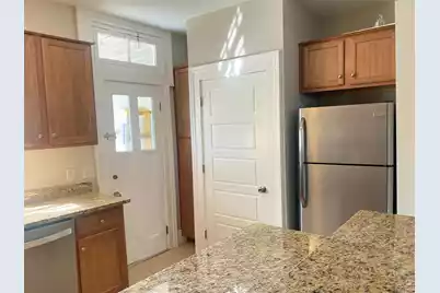 9 Gadsden Street, Charleston, SC 29401 - Photo 12