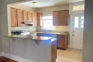 9 Gadsden St, Charleston, SC 29401 - Photo 10