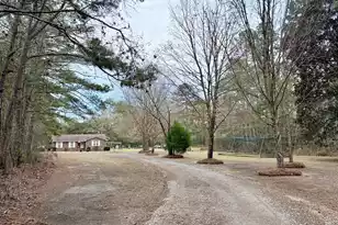 125 Atkinson Ln, Bonneau, SC 29431 - Photo 2