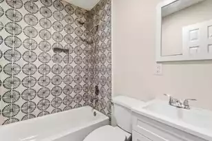 2762 Surrey Dr E, North Charleston, SC 29405 - Photo 10