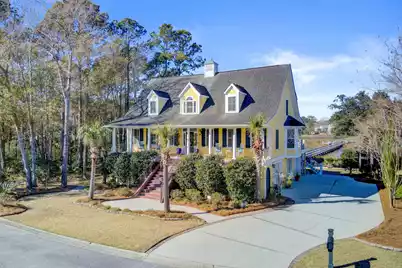 1888 James Gregarie Road N, Mount Pleasant, SC 29466 - Photo 2