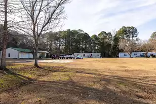 1237 Bethera Rd, Bonneau, SC 29431 - Photo 4