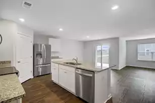 405 Brooks Dr, Holly Hill, SC 29059 - Photo 2