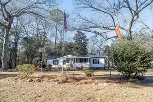 321 Mano Street N, Moncks Corner, SC 29461 - Photo 4