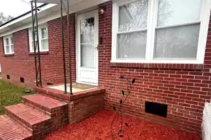 426 Clarine Dr, Goose Creek, SC 29445 - Photo 4