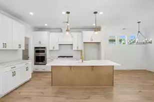 1237 Harriman Ln, Charleston, SC 29492 - Photo 2