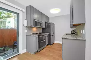 12 George St, Charleston, SC 29401 - Photo 10