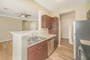 2127 Chatelain Way, Mount Pleasant, SC 29464 - Photo 8