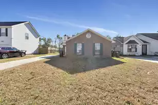 1005 Tj Ln, Summerville, SC 29483 - Photo 2