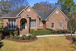 3334 Merion Pl, Mount Pleasant, SC 29466 - Photo 2