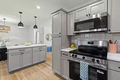 7652 Cherrywood Drive, North Charleston, SC 29418 - Photo 10