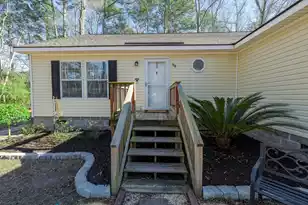 98 Swanson Dr, Summerville, SC 29483 - Photo 2