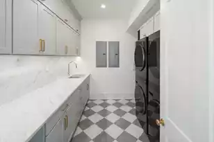 21 New St, Charleston, SC 29401 - Photo 44