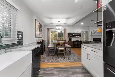 1121 Yorktown Court, Mount Pleasant, SC 29464 - Photo 10