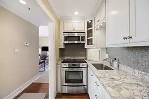 67 Legare, Charleston, SC 29401 - Photo 6