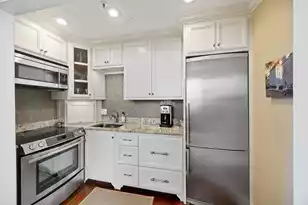 67 Legare, Charleston, SC 29401 - Photo 8