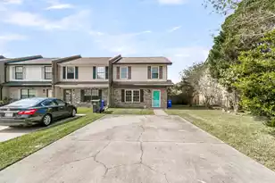 5737 Dewsbury Ln, North Charleston, SC 29418 - Photo 2