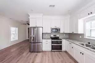 2015 Arbutus Ave, North Charleston, SC 29405 - Photo 20