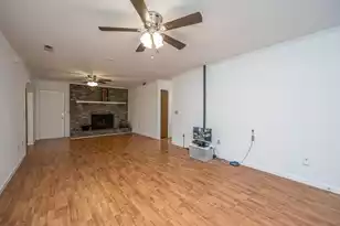 325 Linden Ct, Moncks Corner, SC 29461 - Photo 10