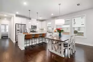 804 Guerin Creek Dr, Charleston, SC 29492 - Photo 2