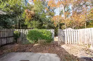 1345 Pinnacle Ln, Charleston, SC 29412 - Photo 28